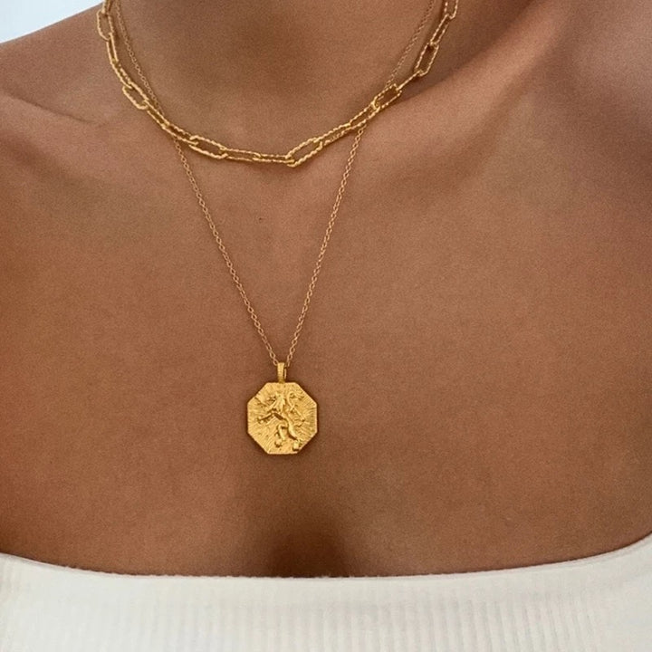 Lion coin pendant necklace 18k gold plated