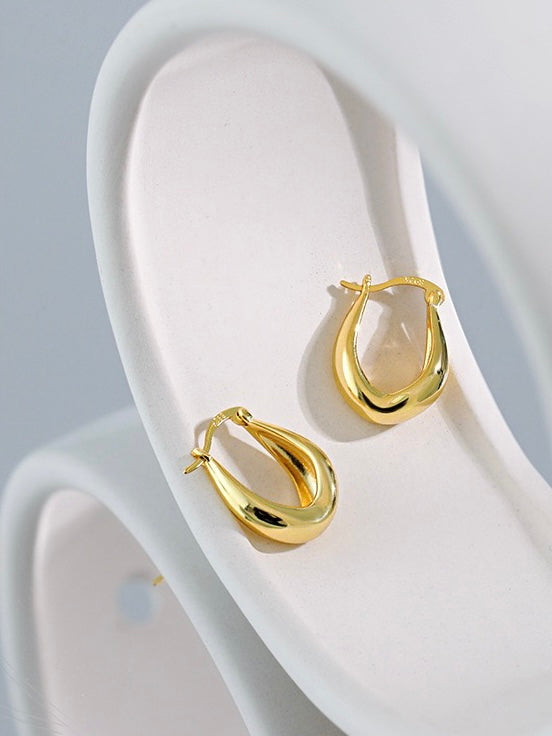 18k gold plated - claw hoop huggies earrings