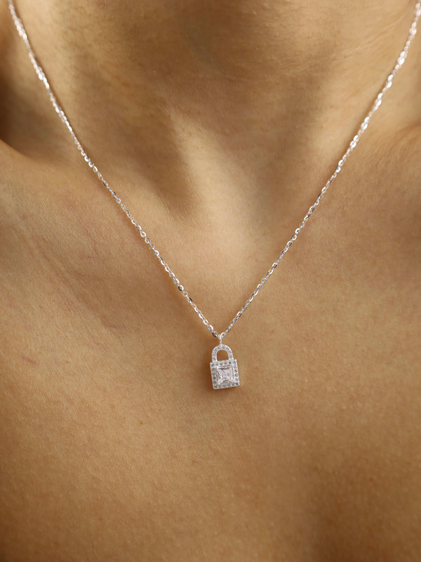 s925 sterling silver - mini lock necklace