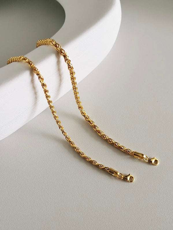 18k gold plated - twist bracelet