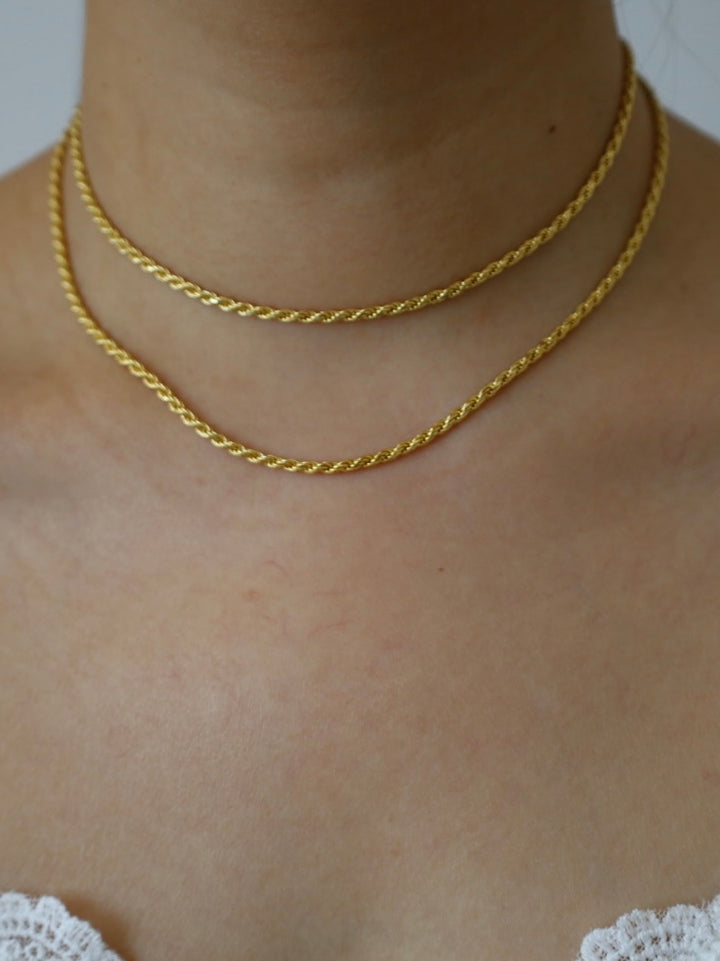 18k gold plated - twist chain choker necklace