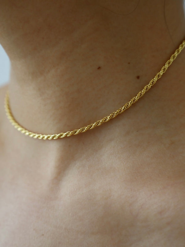 18k gold plated - twist chain choker necklace