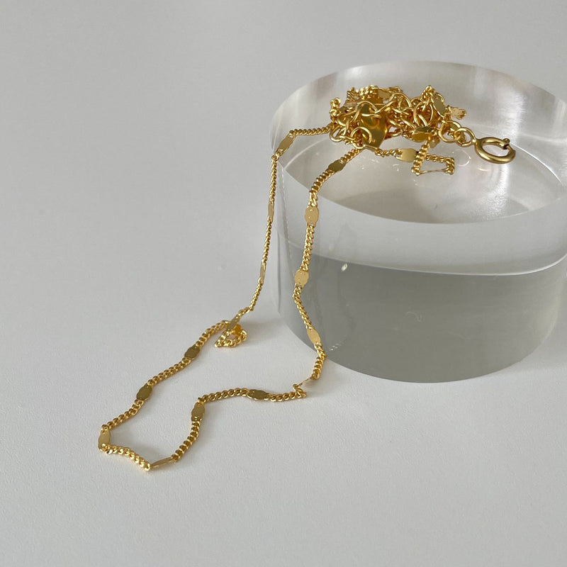 18k gold plated - chic minimal necklace