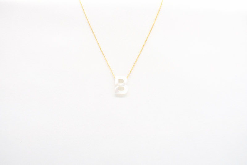 Nacre initial letter necklace